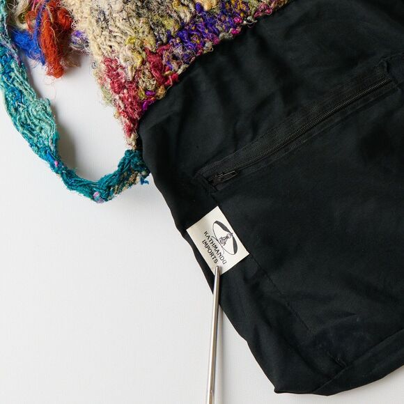 Y2K Vtg Handcrafted Boho Knitted Sling Bag Multicolor Crossbody Hippie Indie - Picture 8 of 8